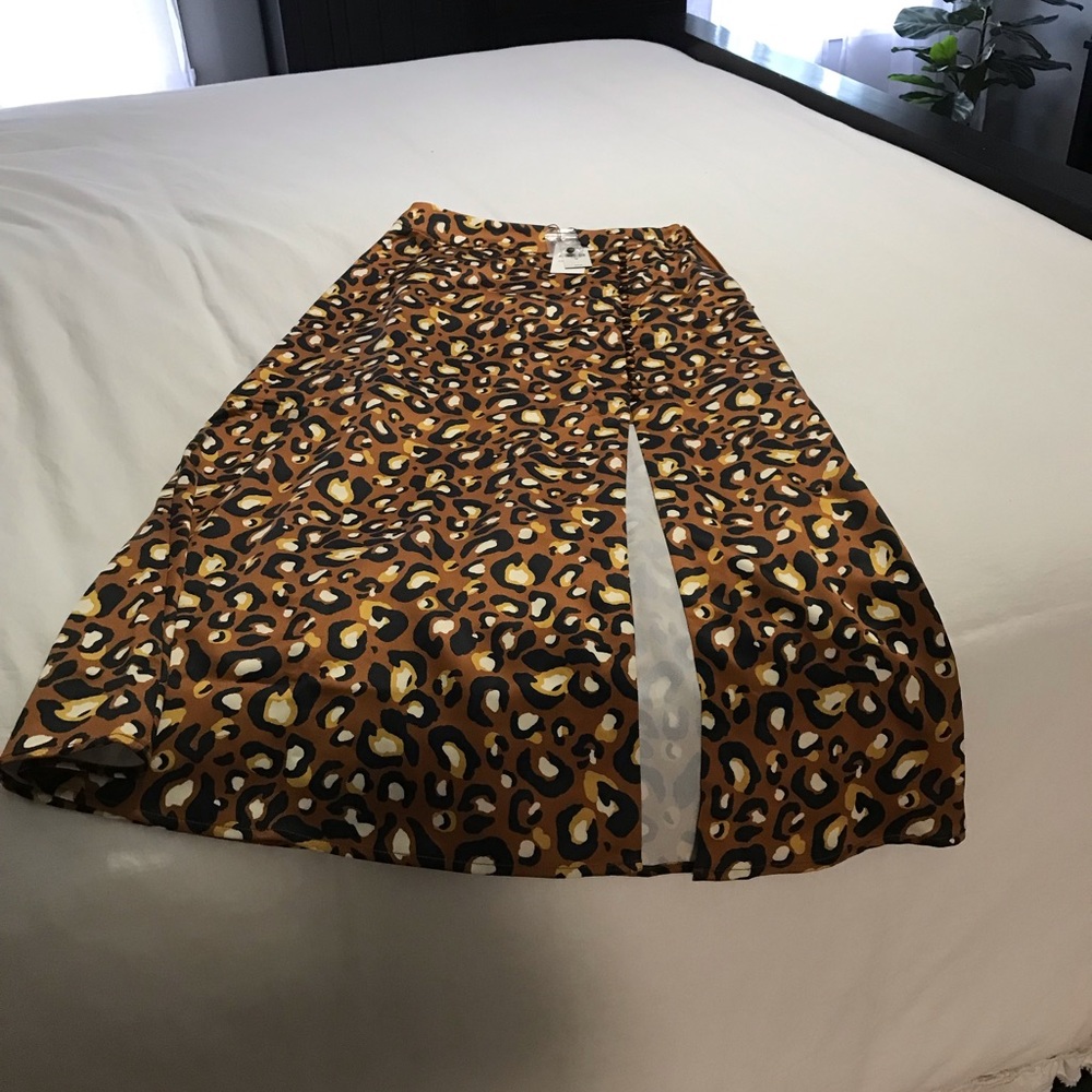 Express x Ladygang leopard skirt